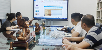 Mold design engineering and technical team